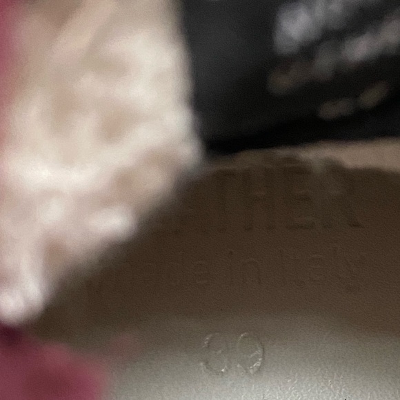 GOLDEN GOOSE Authentic Maroon Super Star Classic Low Top Sneaker. Size 39 (9 US) - Picture 8 of 8